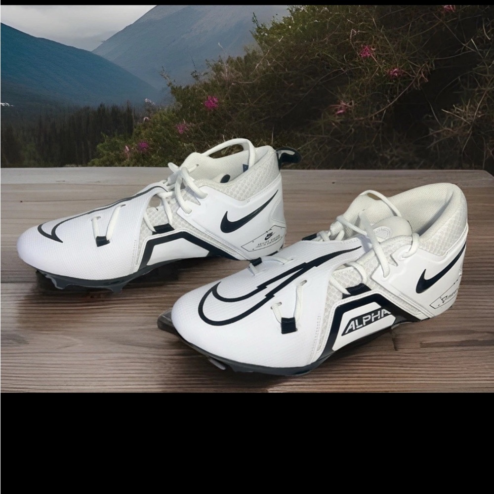 Nike Alpha Menace Pro 3 Men’s Football Cleats Size 11.5W